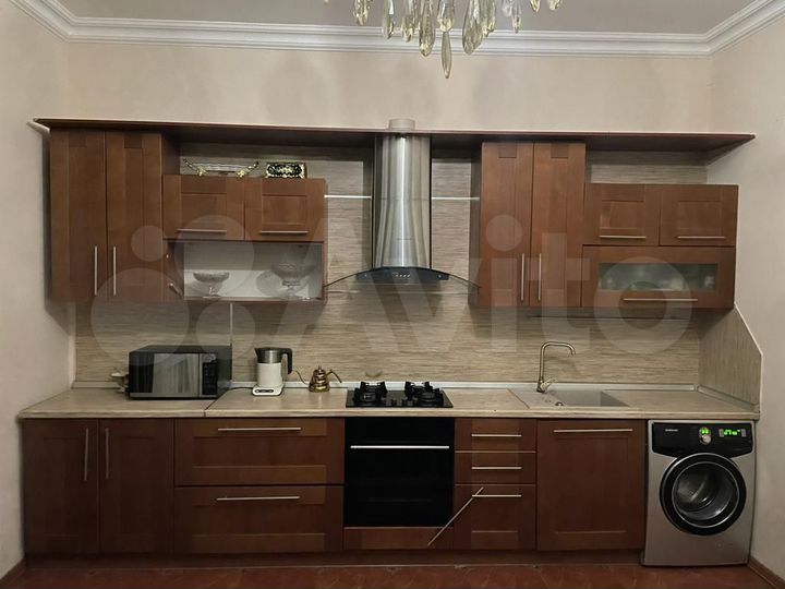 Дом 276 м² на участке 8 сот.