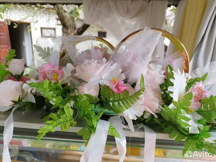 Кольца на машину свадебные