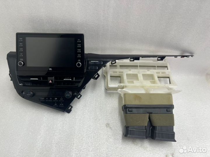 Магнитола Toyota Camry V75 2021-2023