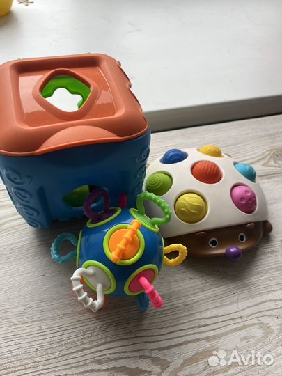 Развивающие игрушки