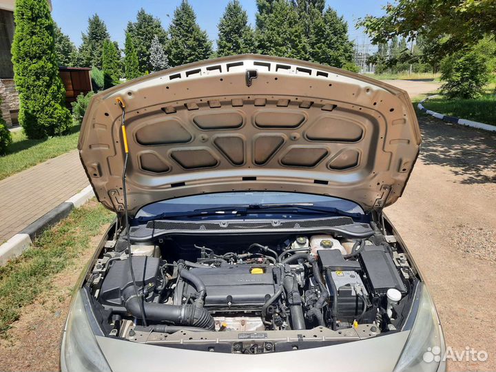 Opel Astra 1.6 AT, 2011, 161 200 км