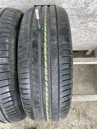 Pirelli Cinturato P7 215/55 R17 94V