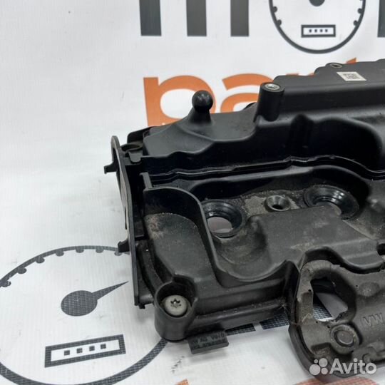 Крышка клапанов Audi A6 C8 2019