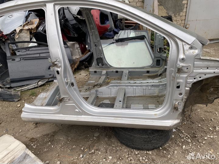 Порог на кия рио3