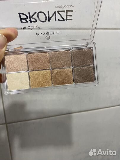 Косметика Dior, essence