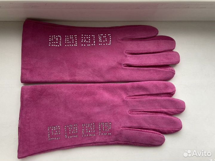Перчатки женские новые