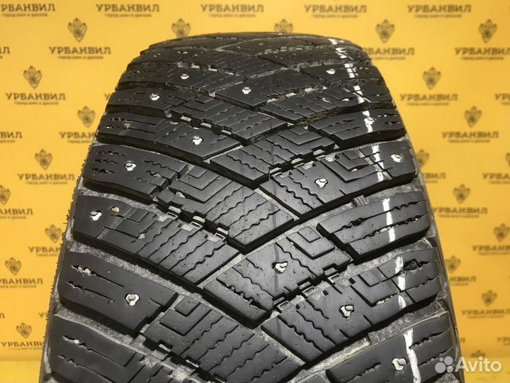 Goodyear UltraGrip Ice Arctic SUV 215/60 R17 100T