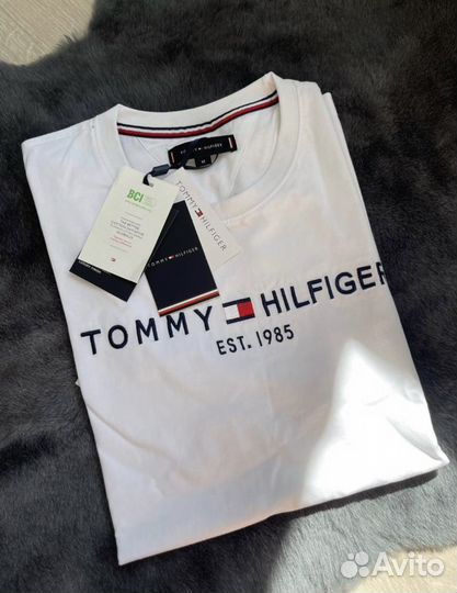 Tommy Hilfiger футболка