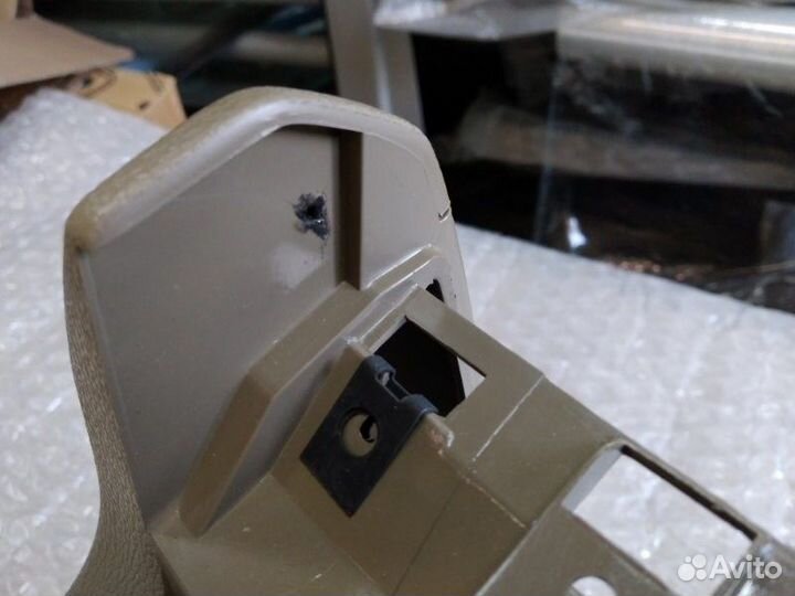 Консоль подлокотника Volvo Xc90 2002 - 2014