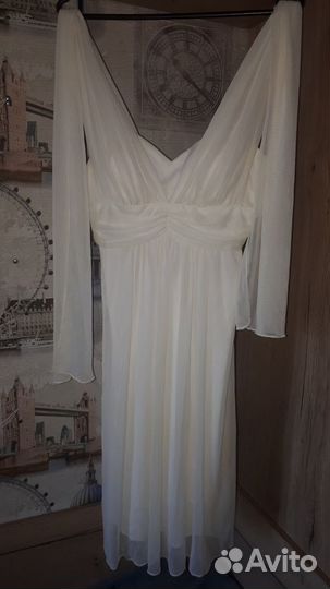 Нарядное женское платье 44 46