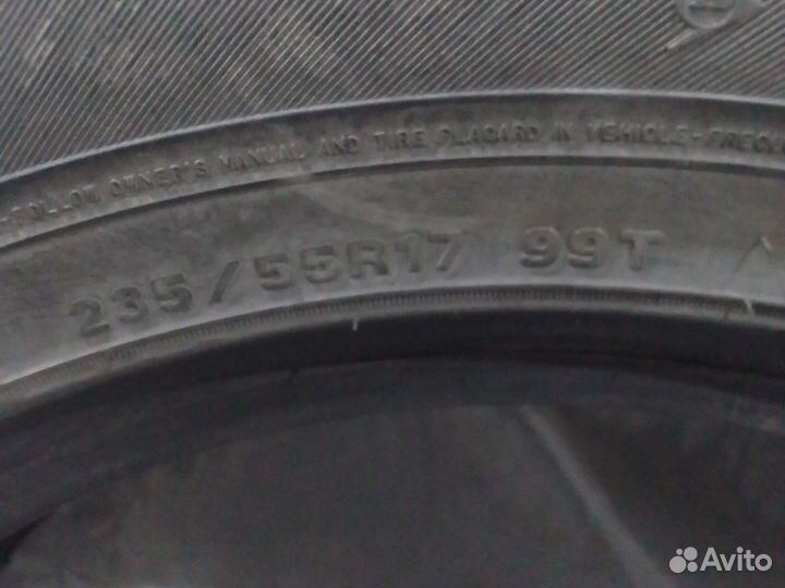 Dunlop DSV-01 235/55 R17 19B