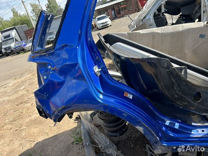 Задняя правая четверть suzuki sx4