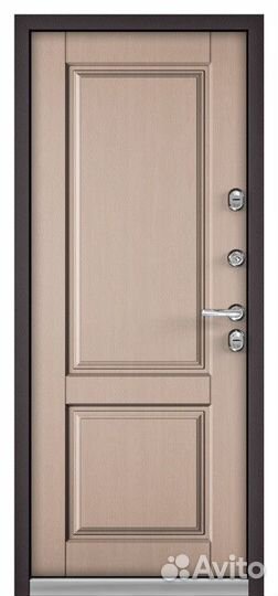 Ходная дверь в дом с терморазрывом