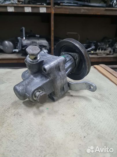 Насос гур на bmw e34 m20b25 e36 m40
