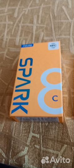 Tehno spark 8c
