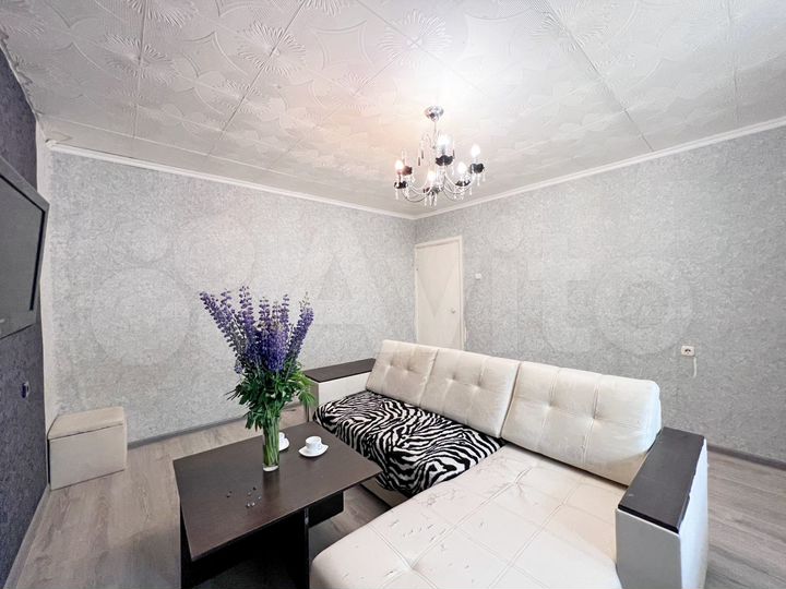 2-к. квартира, 50 м², 1/5 эт.