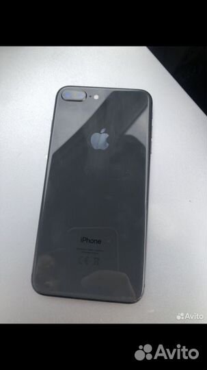 iPhone 8 Plus, 64 ГБ