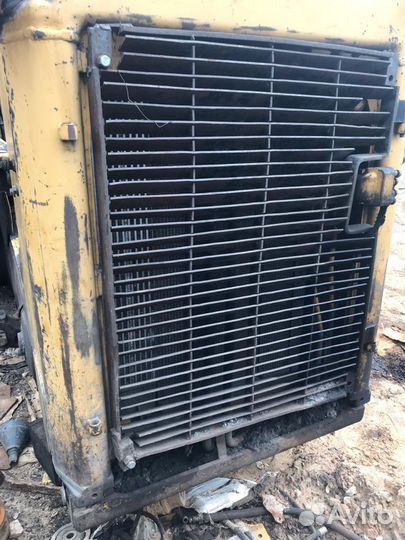 Разбор бульдозера Cat D6R