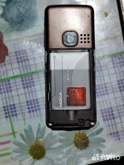 Телефон Nokia 6300