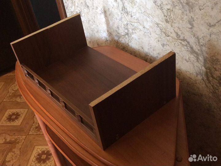 Полка от кух. гарнитура