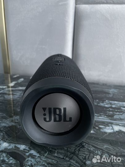 Колонка jbl charge 3
