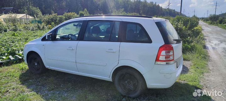 Opel Zafira, 2012