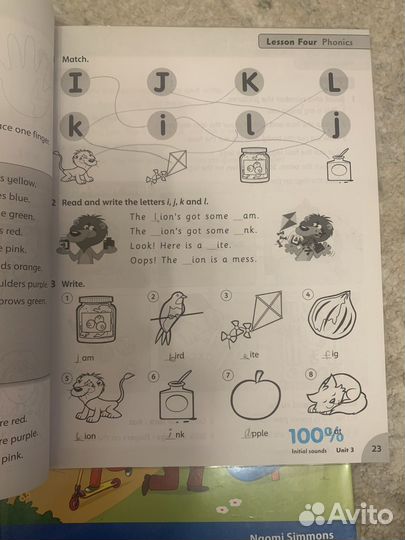 Учебник и рабочая тетрадь family and friends 1