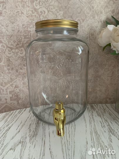 Лимонадник с краном