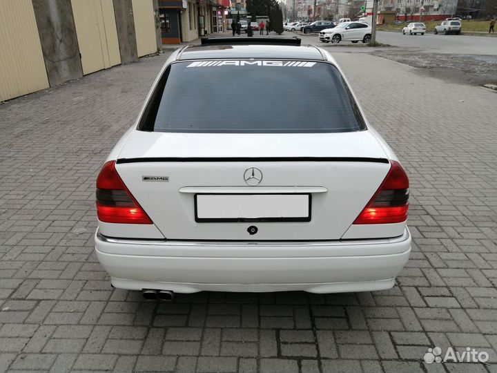 Продаю w202 2.8 104