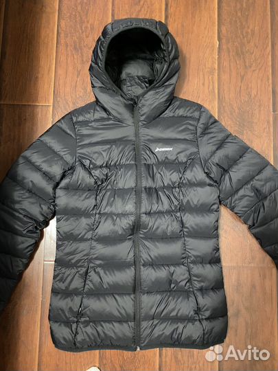 Продам женскую куртку Demix