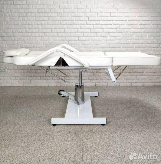 Косметологическое кресло