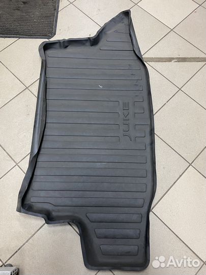 Коврик в багажник Nissan Juke