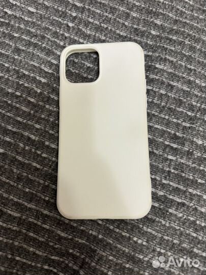 Чехлы на iPhone 12 pro