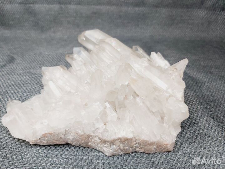 Горный хрусталь (кварц), друза, Перекатное, Якутия