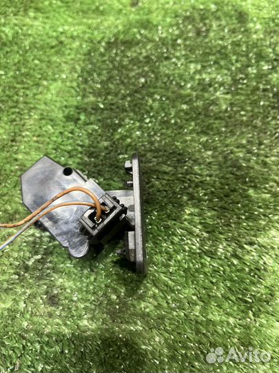 Датчик закрытия багажника Audi A4B5