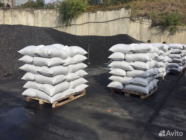 Уголь в мешках