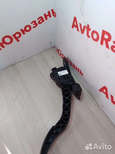 Педаль газа акселератор Mazda 6 GH