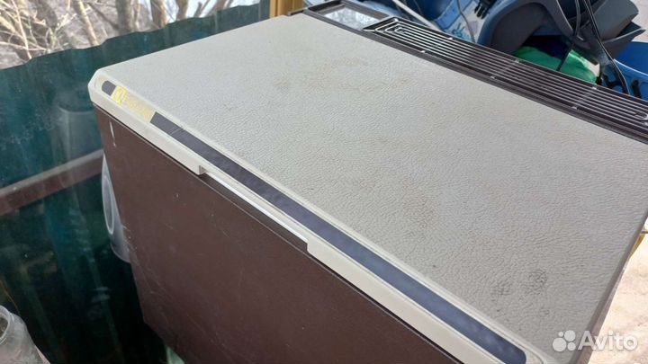 Холодильный ларь газ 12 и 220 вольт Electrolux