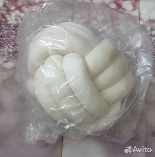 Новая подушка для декора