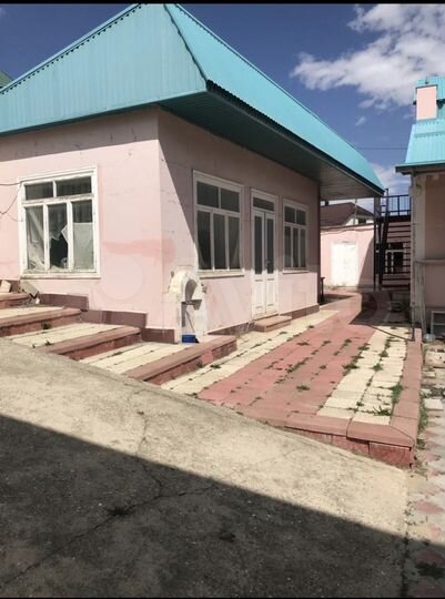 Дом 500 м² на участке 28 сот.