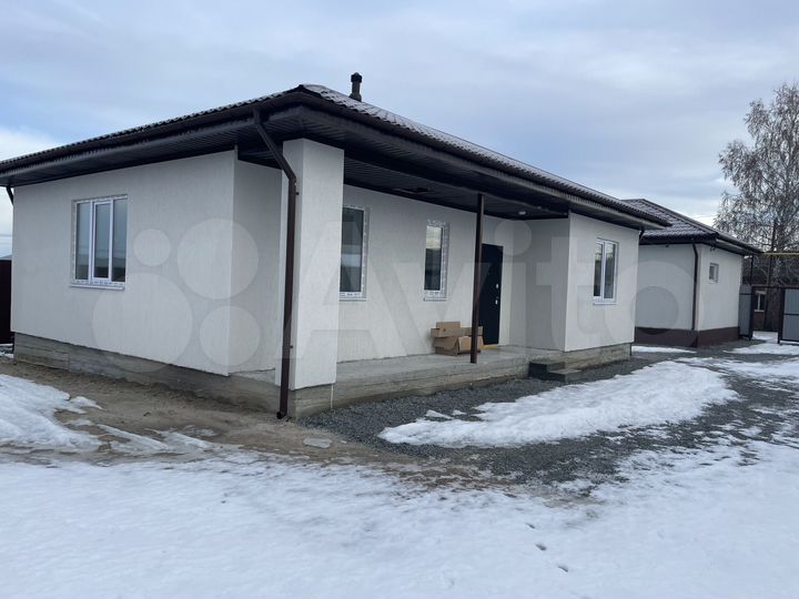 Дом 76,3 м² на участке 7,5 сот.