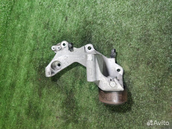 Кронштейн генератора Nissan 1.2 HR12DE