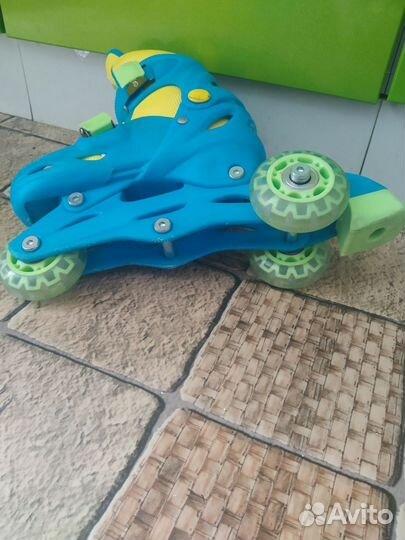 Роликовые коньки детские раздвижные трёхколёсные