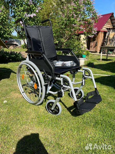 Инвалидная коляска новая