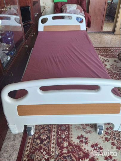 Мед кровать для лежачих больных бронь до22.08