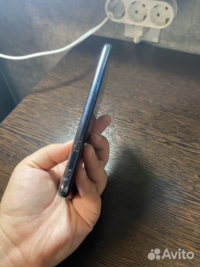 Samsung Galaxy S10, 6/128 ГБ