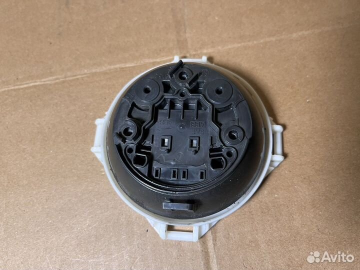 Моторчик регулировки зеркала Toyota RAV4 40