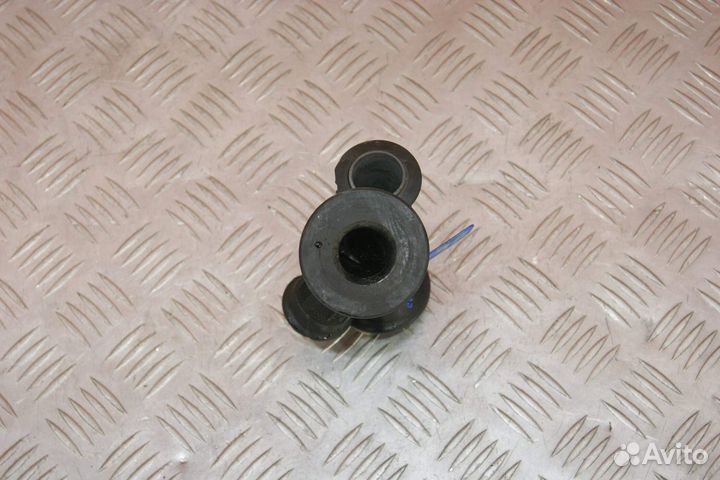 Ручка газа, грипсы Suzuki GSF 400 Bandit