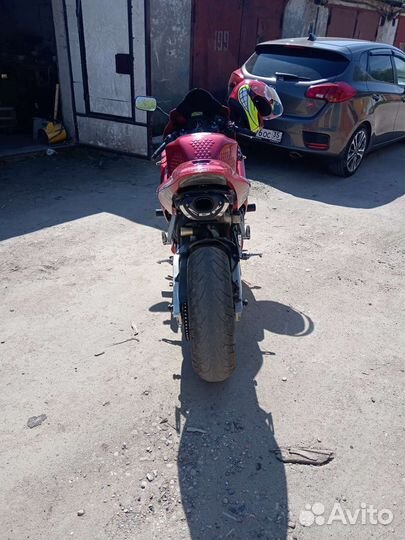 Honda cbr 600 rr 2006г.в