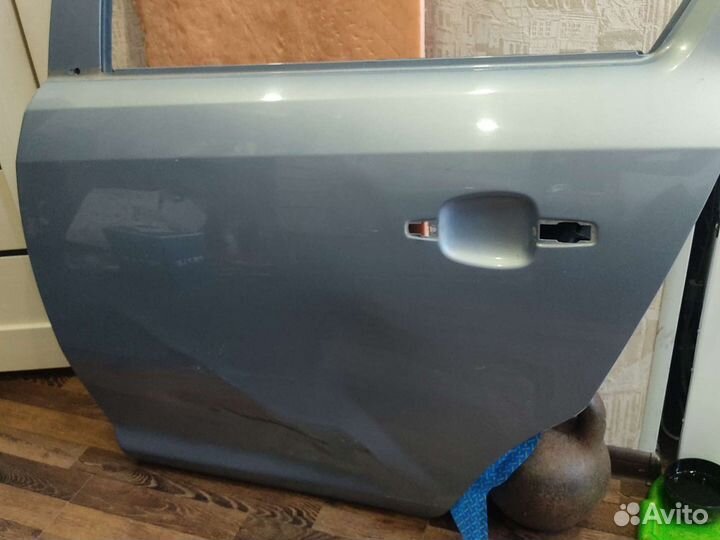 Задняя левая дверь opel corsa d